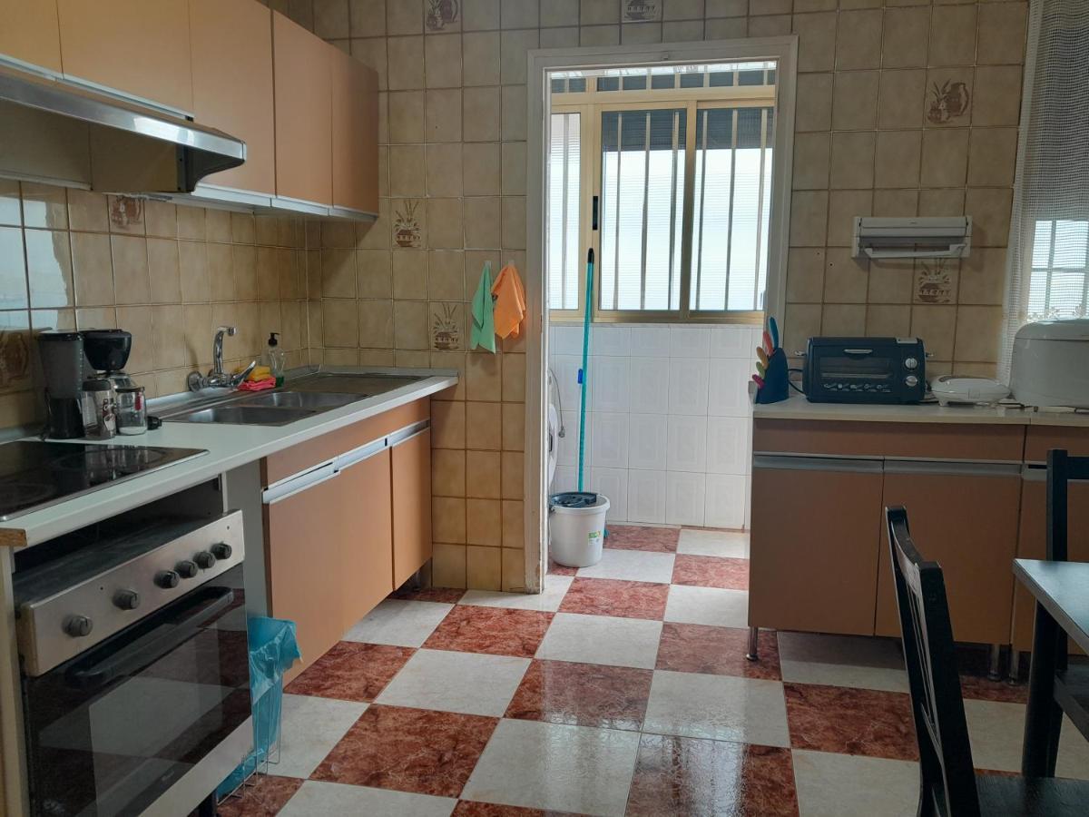 דירות Alcalá de Guadaira Disfruta De Un Barrio Tranquilo מראה חיצוני תמונה
