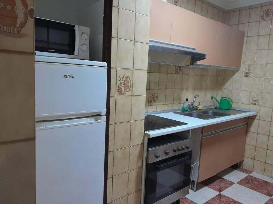דירות Alcalá de Guadaira Disfruta De Un Barrio Tranquilo מראה חיצוני תמונה