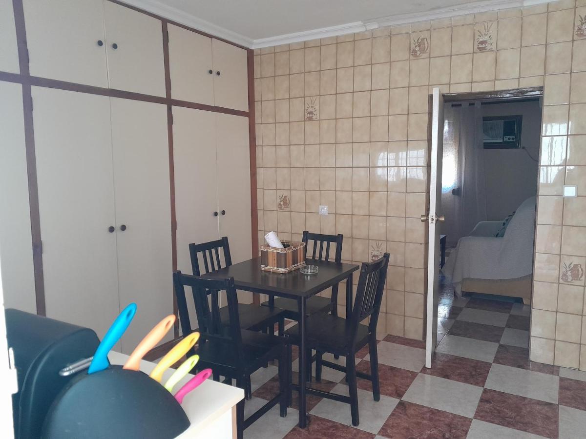 דירות Alcalá de Guadaira Disfruta De Un Barrio Tranquilo מראה חיצוני תמונה
