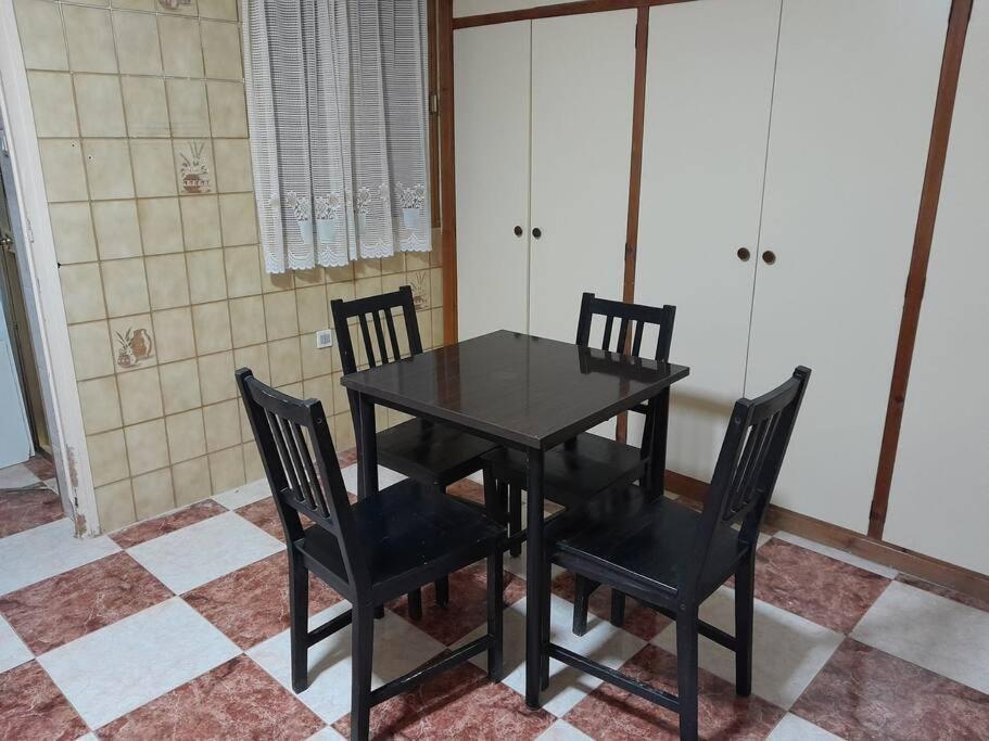 דירות Alcalá de Guadaira Disfruta De Un Barrio Tranquilo מראה חיצוני תמונה